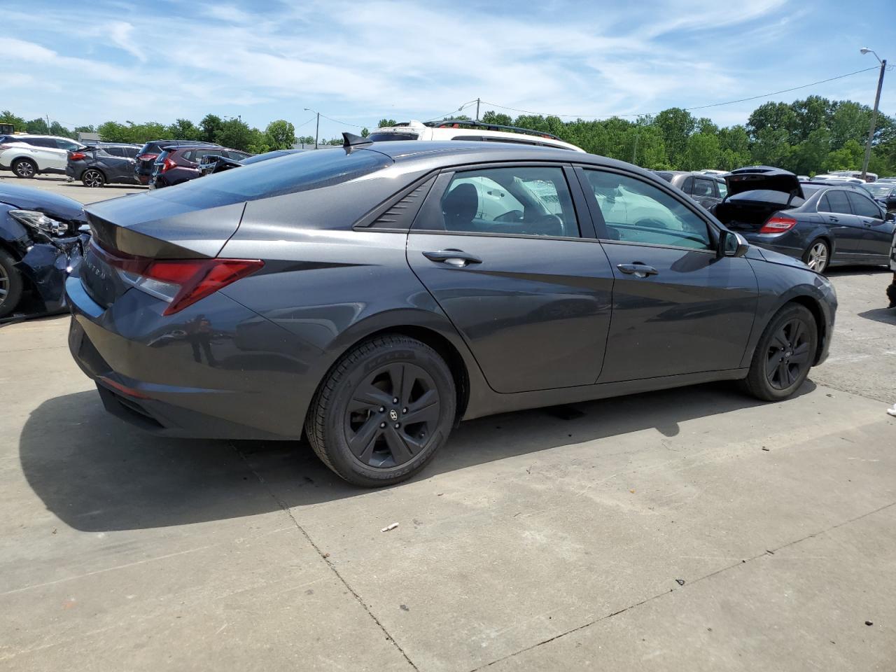 2022 Hyundai Elantra Sel - Image 3