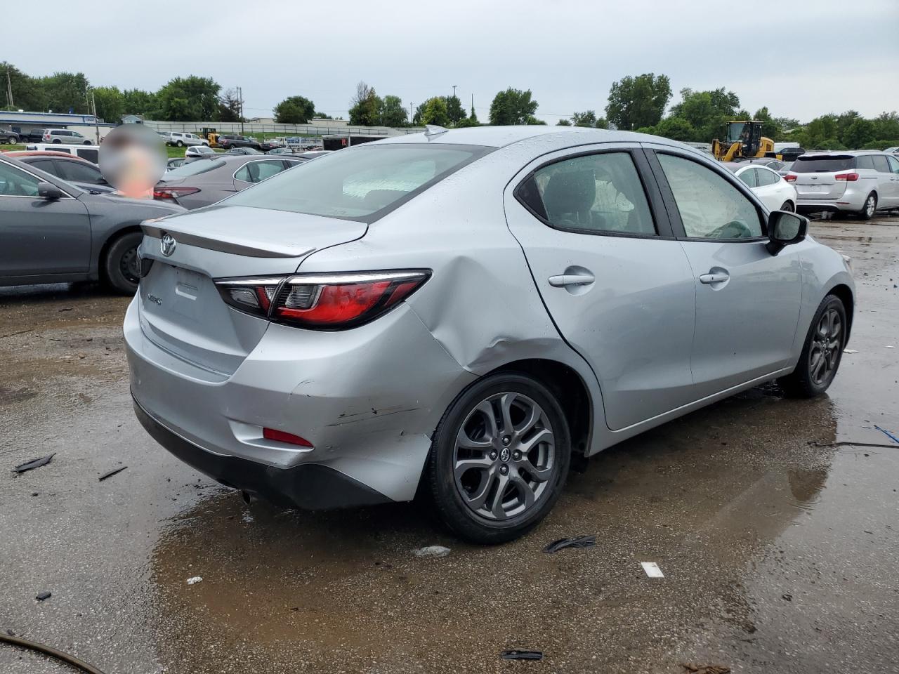 2019 Toyota Yaris L - Фото 3