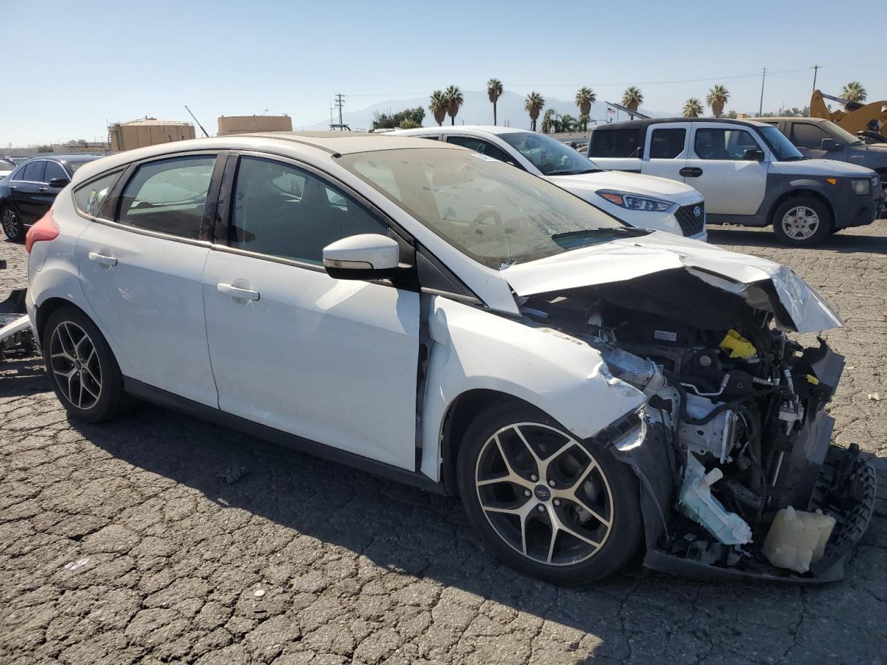 2018 Ford Focus Sel - Image 4