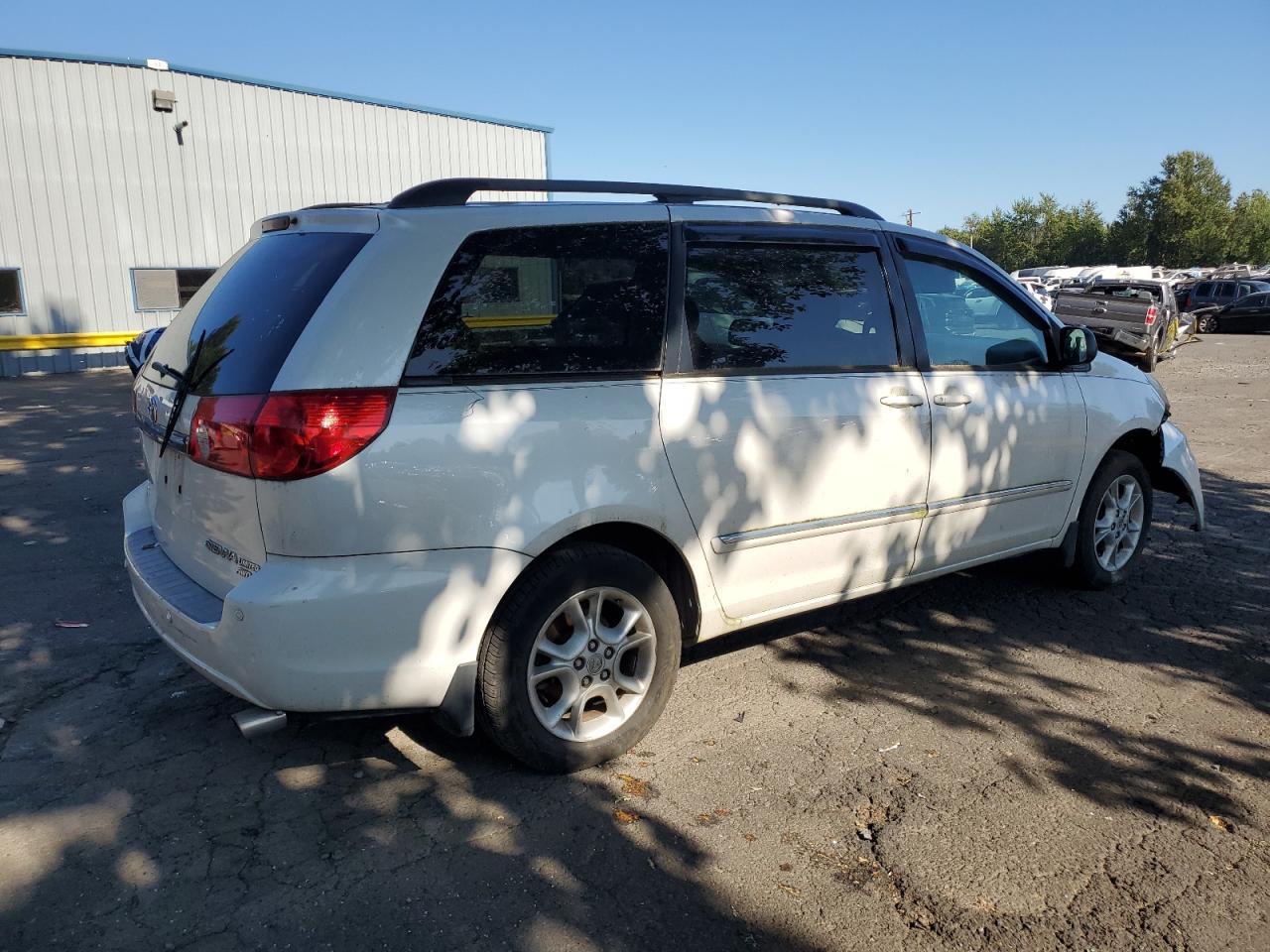 2006 Toyota Sienna - Фото 3