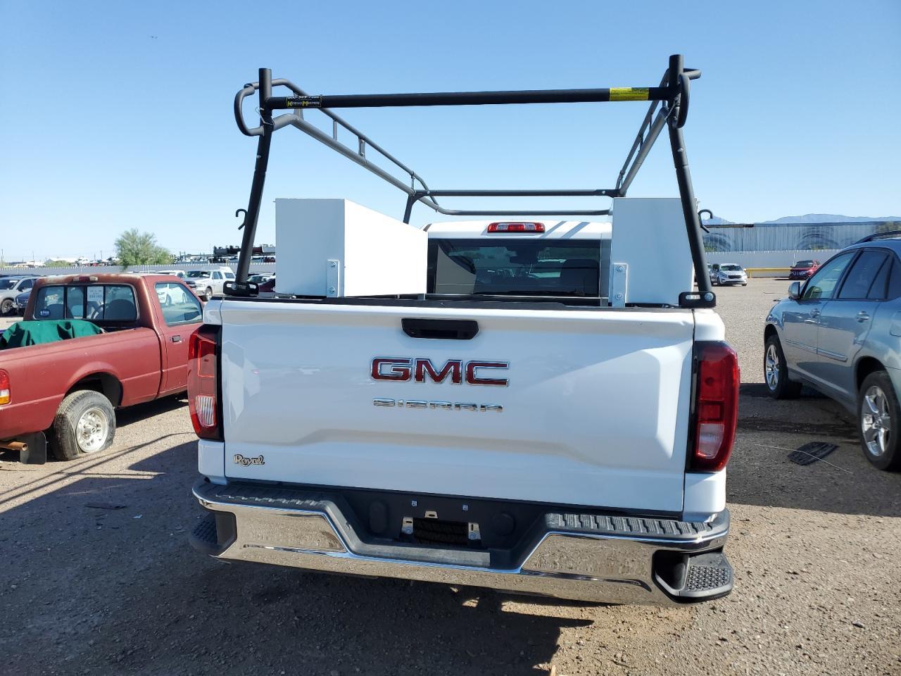 2023 GMC Sierra C1500 - Image 6