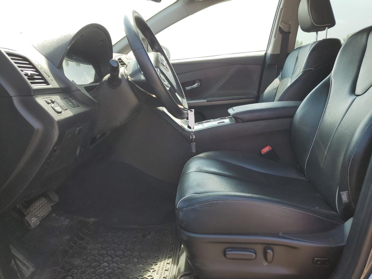 2016 Toyota Venza Xle - Image 7