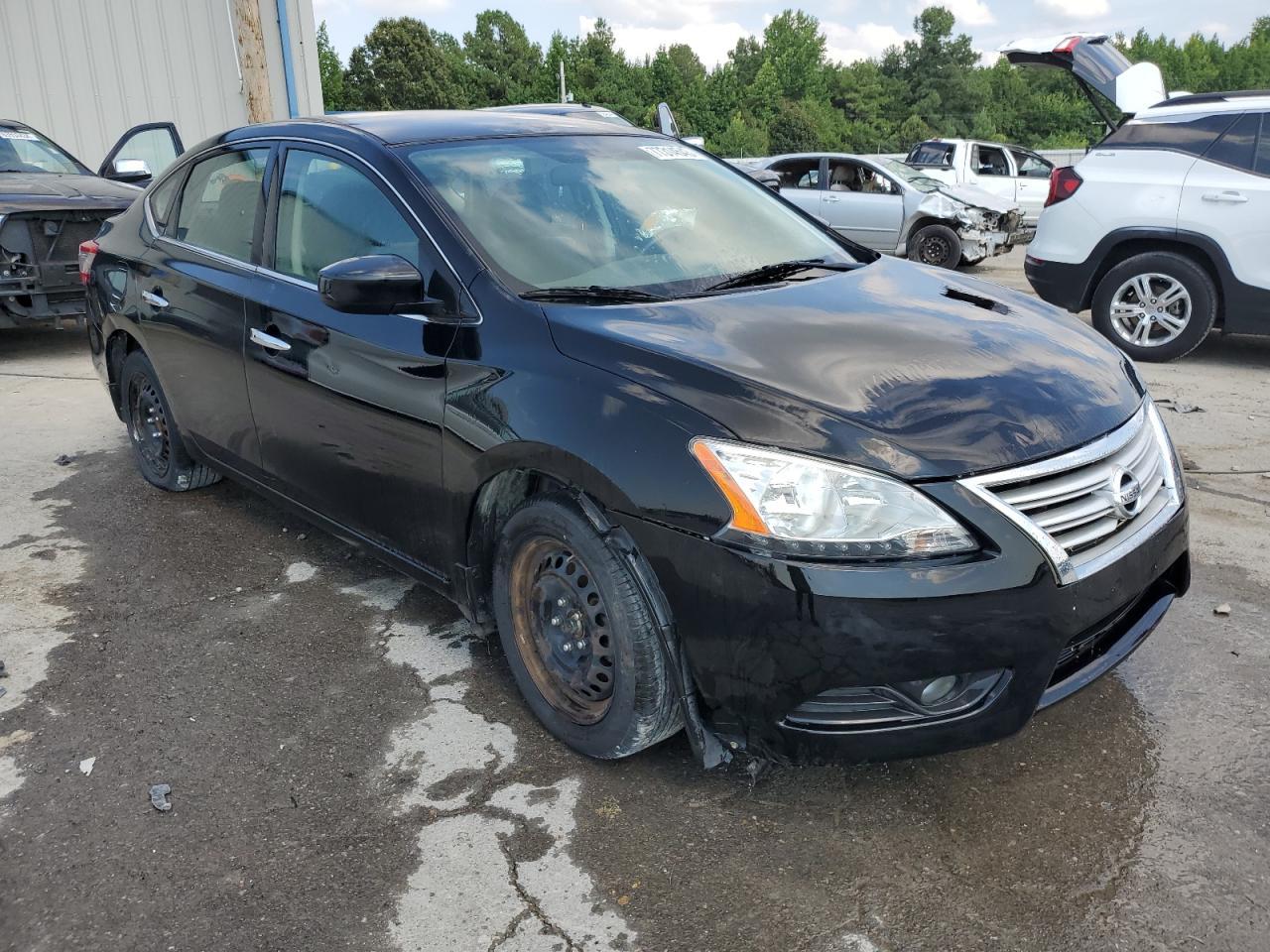 2015 Nissan Sentra S - Фото 4