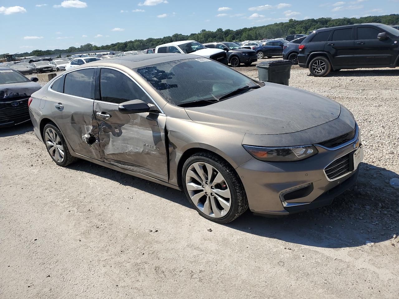 2017 Chevrolet Malibu Premier - Фото 4