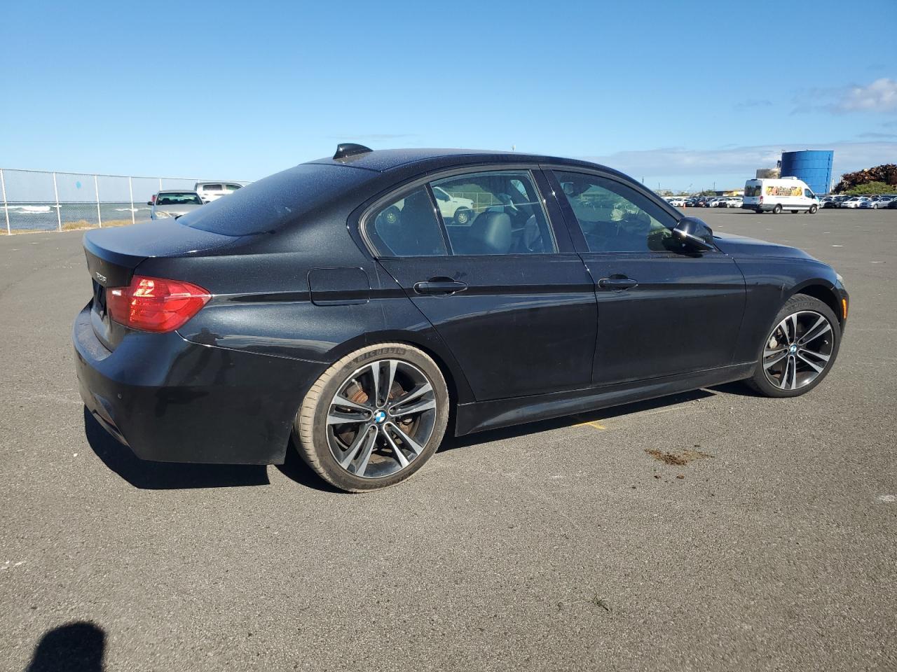 2015 BMW 328 I - Image 3
