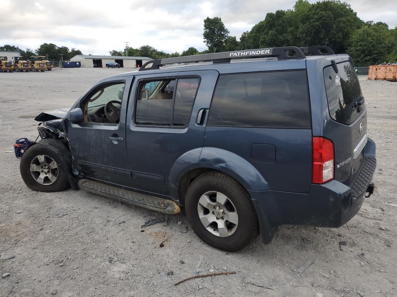 2007 Nissan Pathfinder Le - Фото 2