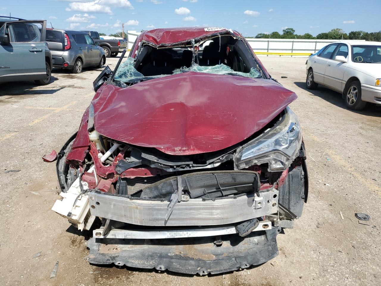 2018 Toyota C-Hr Xle - Image 5