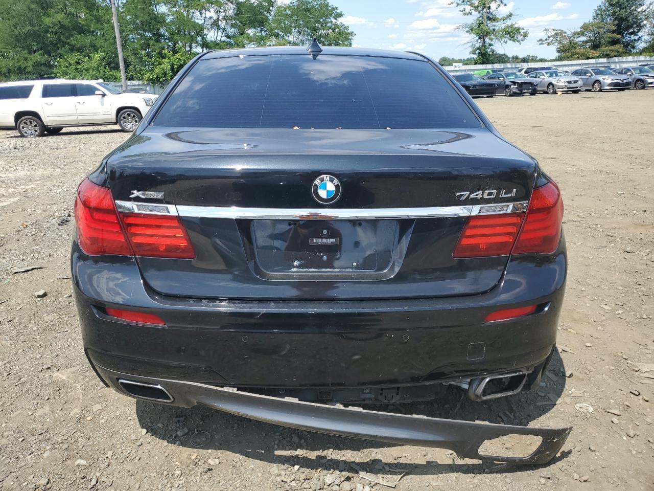 2015 BMW 740 Lxi - Фото 6