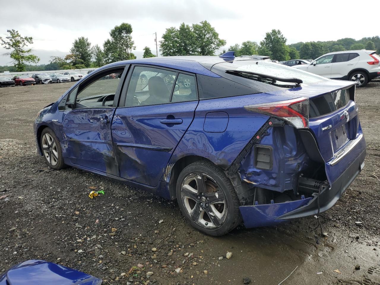 2016 Toyota Prius - Фото 2