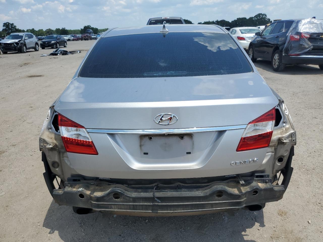 2013 Hyundai Genesis 3.8L - Image 6