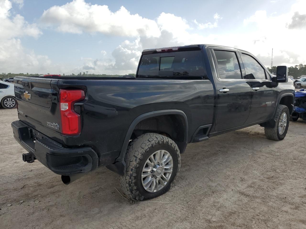 2022 Chevrolet Silverado K2500 High Country - Image 3