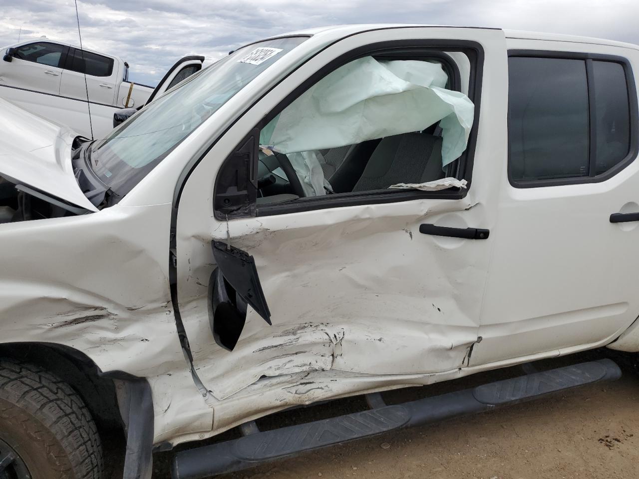 2021 Nissan Frontier S - Image 7