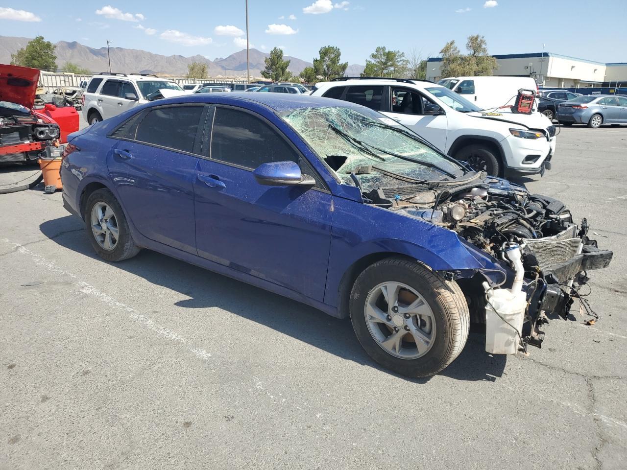 2021 Hyundai Elantra Se - Image 4