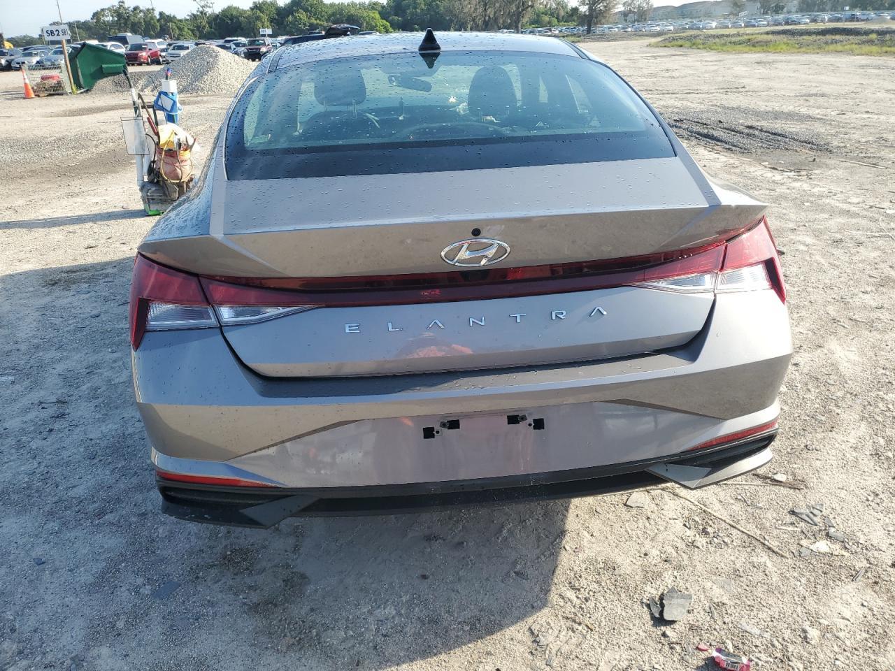 2022 Hyundai Elantra Sel - Image 6