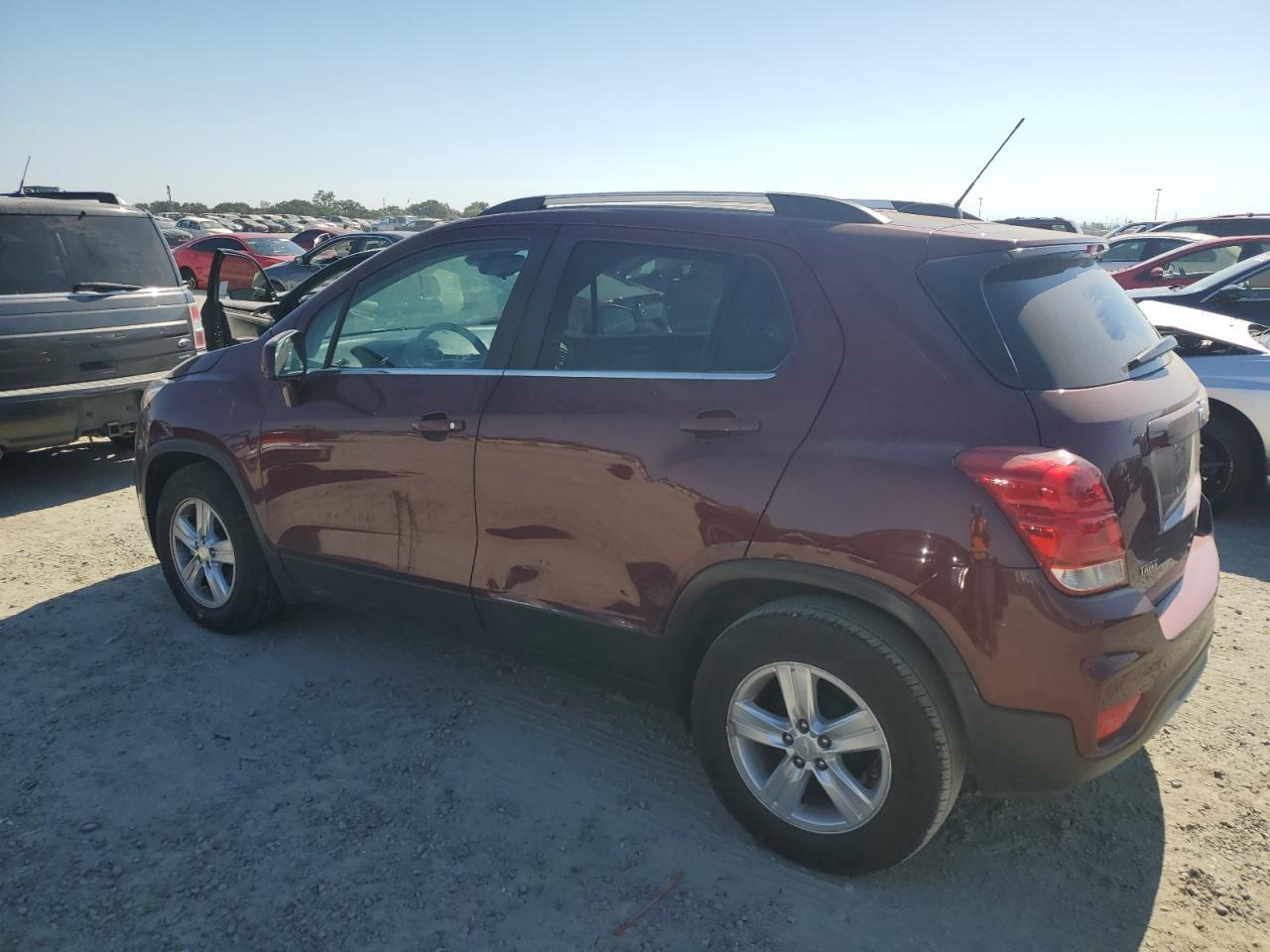 2017 Chevrolet Trax 1Lt - Image 2