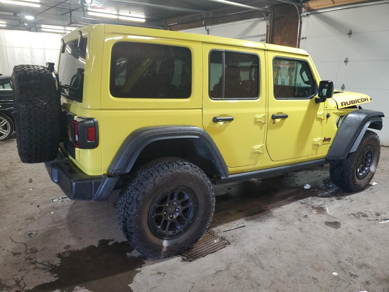 2023 Jeep Wrangler Rubicon - Фото 3