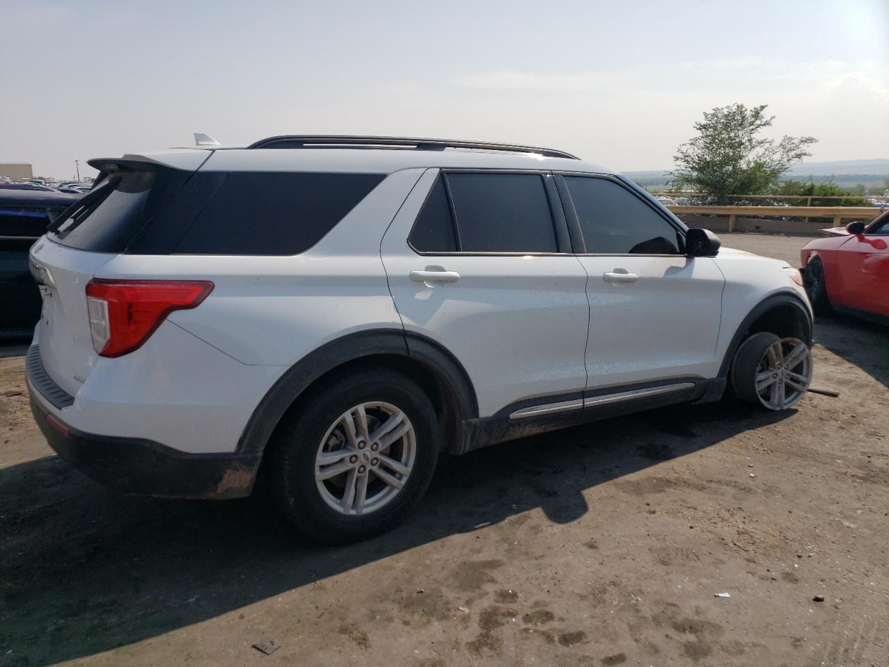 2020 Ford Explorer Xlt - Фото 3
