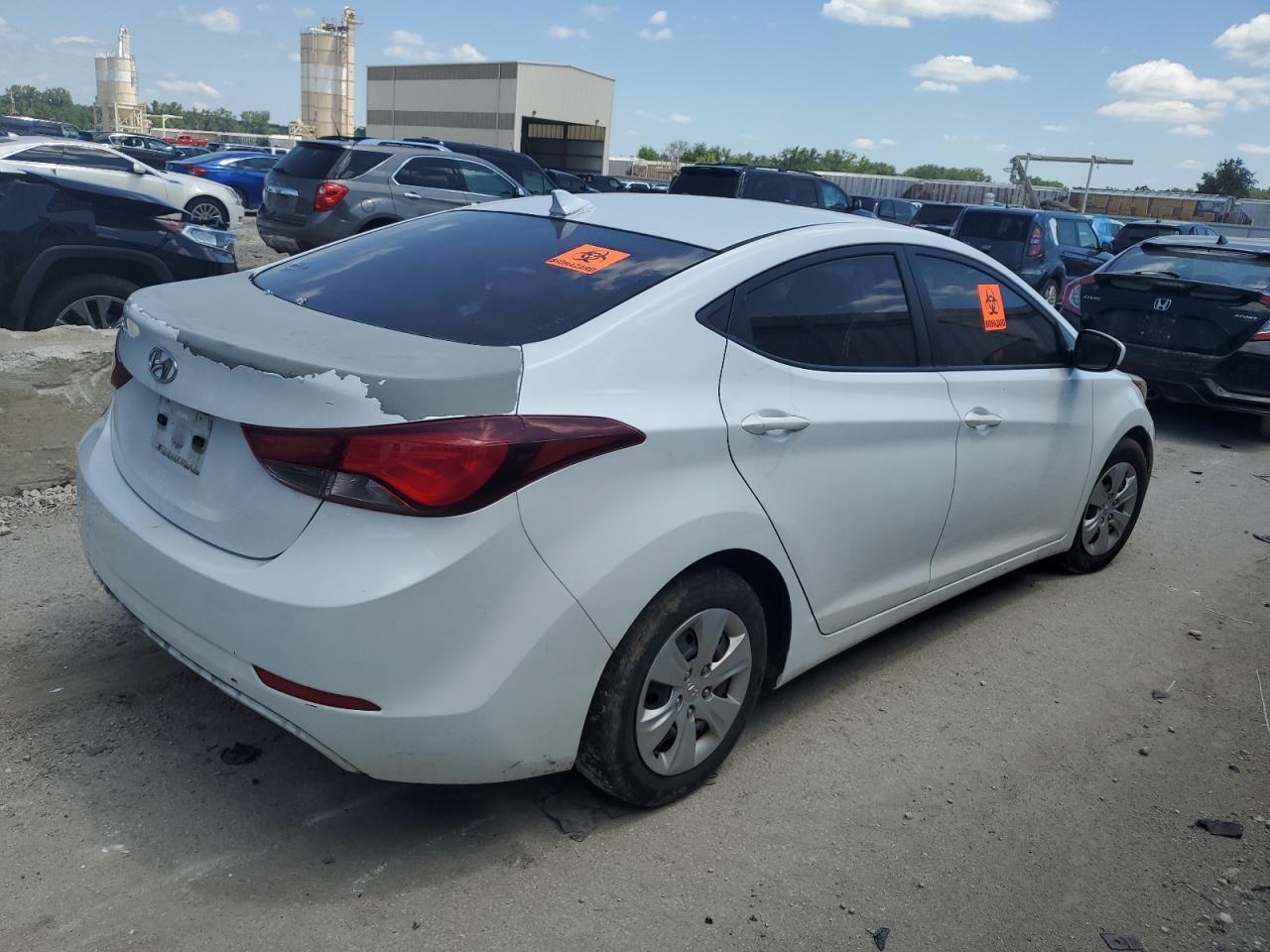 2016 Hyundai Elantra Se - Фото 3