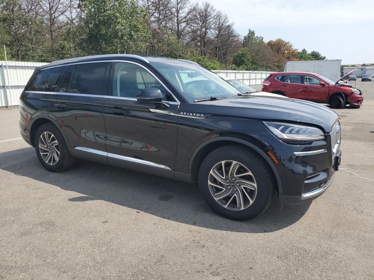 2022 Lincoln Aviator - Image 4