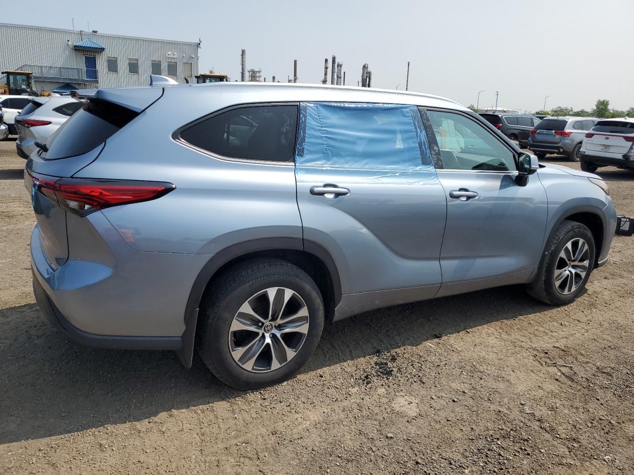 2021 Toyota Highlander Xle - Фото 3