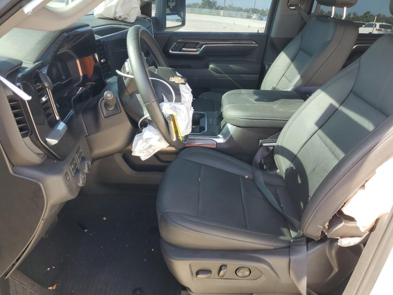 2024 Chevrolet Silverado K2500 Heavy Duty Ltz - Image 7