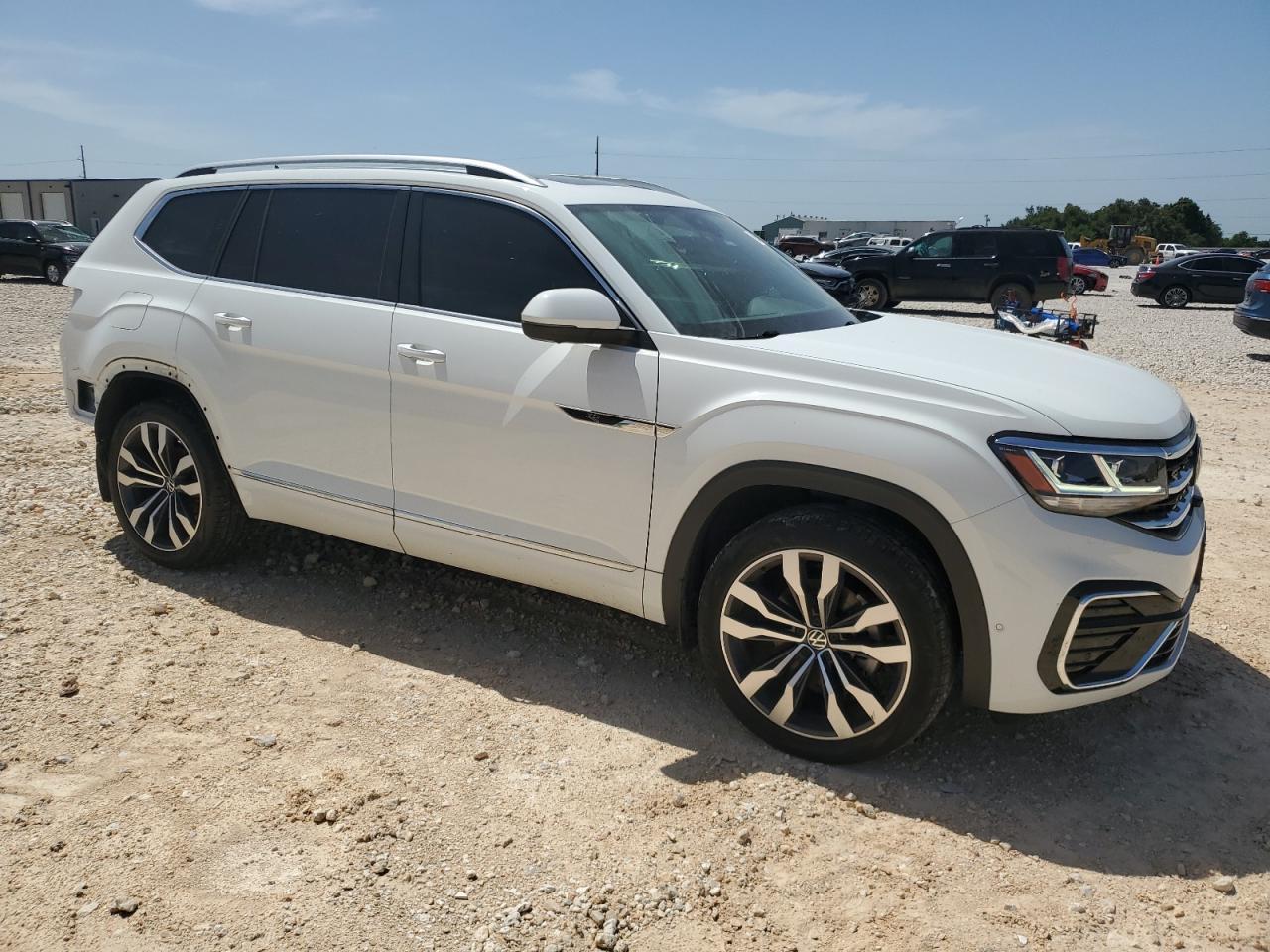 2022 Volkswagen Atlas Sel Premium R-Line - Image 4