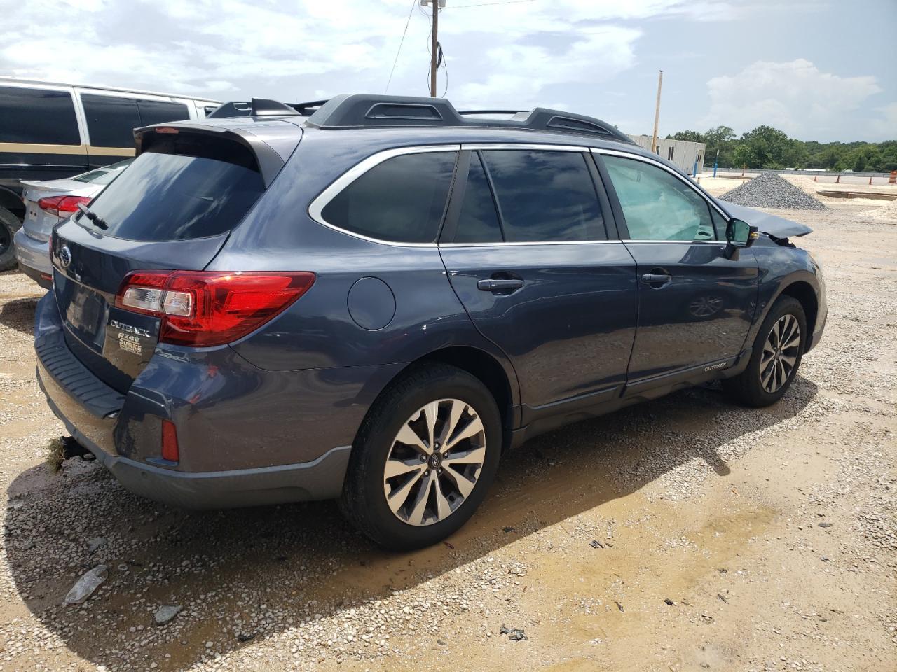 2017 Subaru Outback 2.5I Limited - Image 3