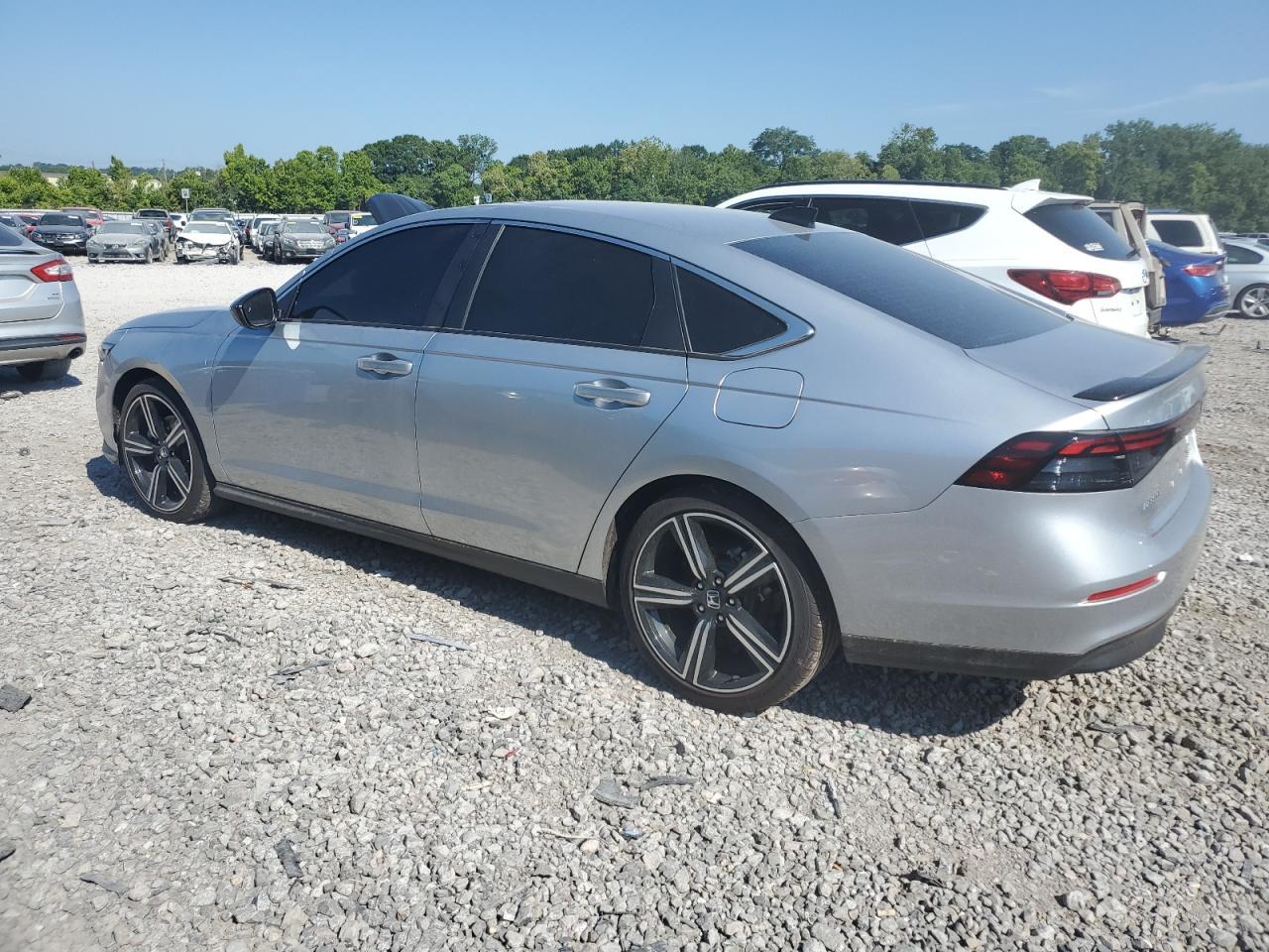 2024 Honda Accord Hybrid Sport - Image 2