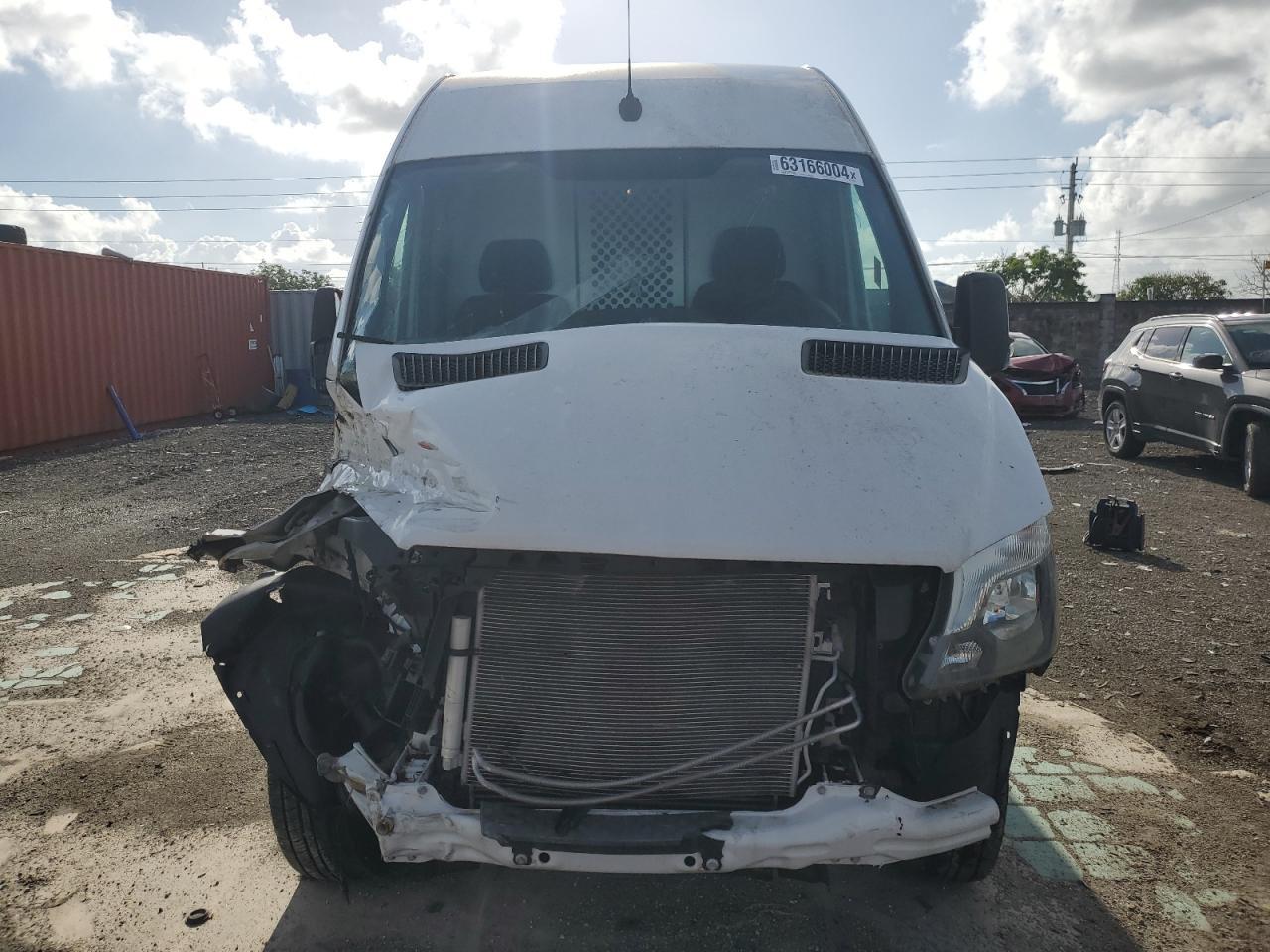 2017 Mercedes-Benz Sprinter 2500 - Image 5