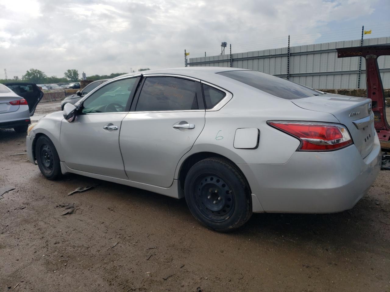 2014 Nissan Altima 2.5 - Фото 2