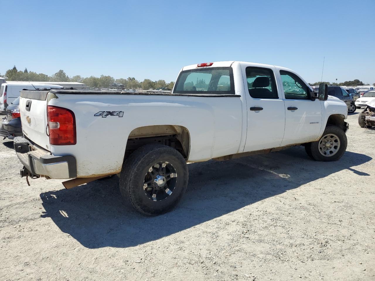 2012 Chevrolet Silverado K3500 - Фото 3