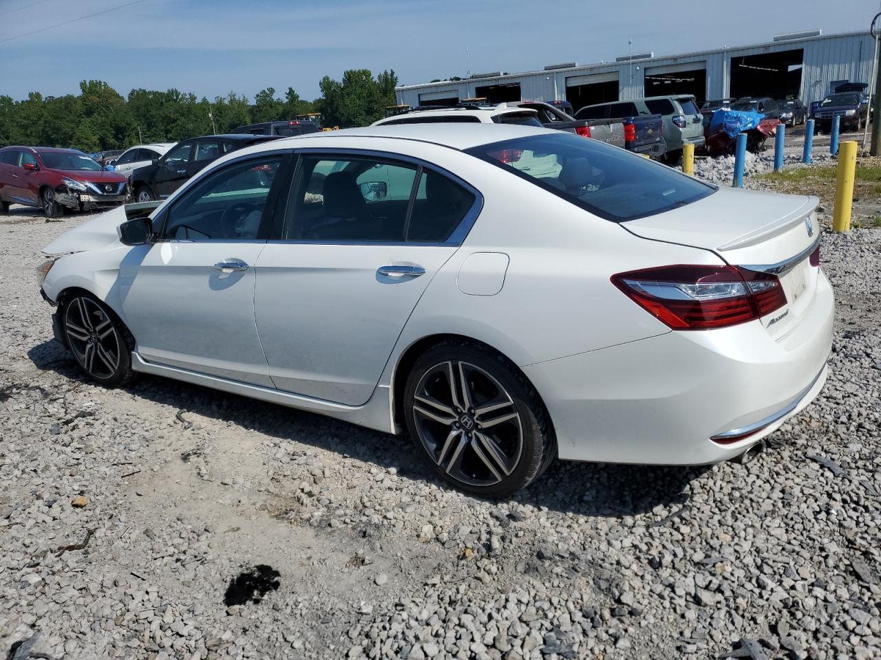 2017 Honda Accord Sport - Image 2
