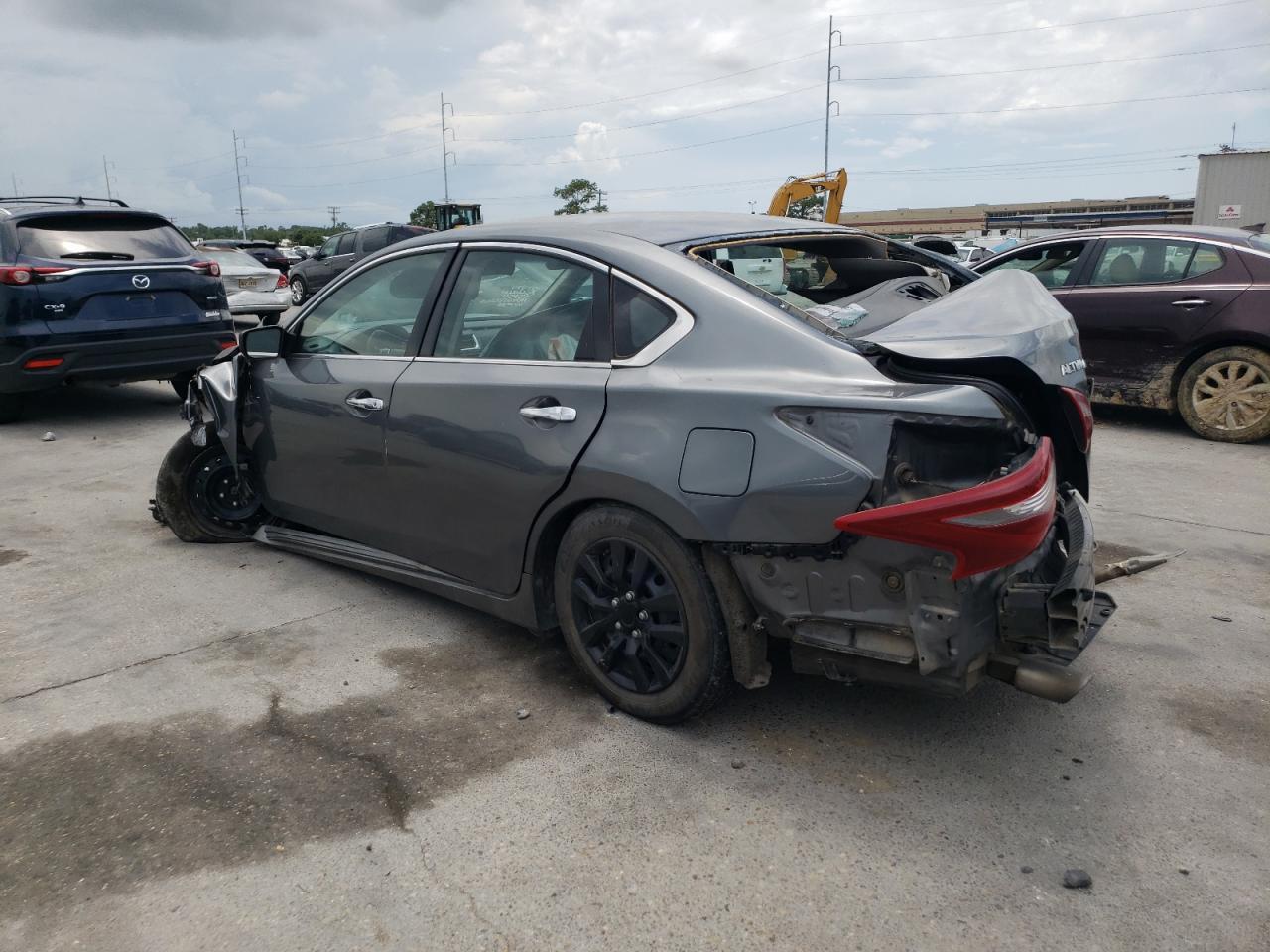 2018 Nissan Altima 2.5 - Фото 2