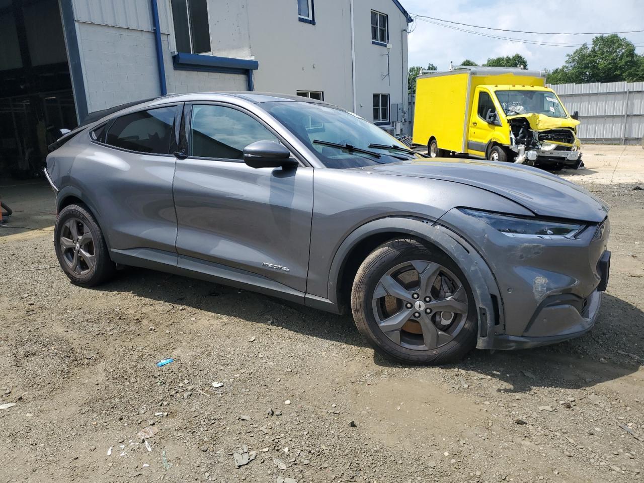 2021 Ford Mustang Mach-E Select - Фото 4