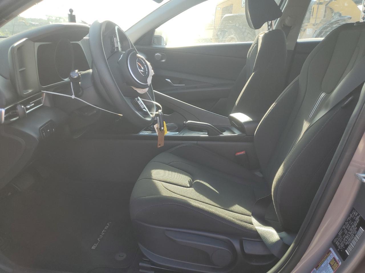 2022 Hyundai Elantra Sel - Image 7