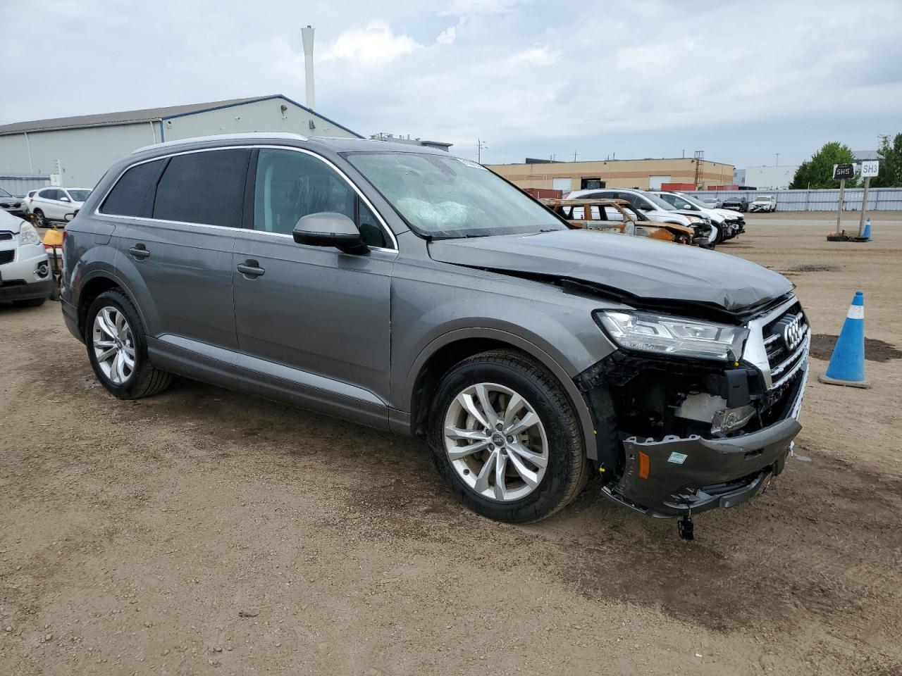 2017 Audi Q7 Premium Plus - Image 4