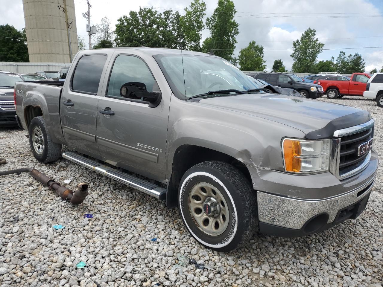 2009 GMC Sierra K1500 - Image 4