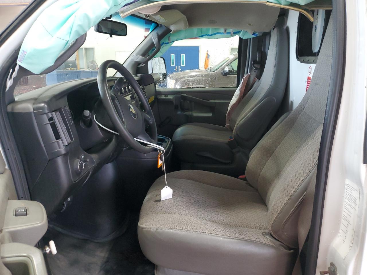 2018 Chevrolet Express G2500 - Image 7