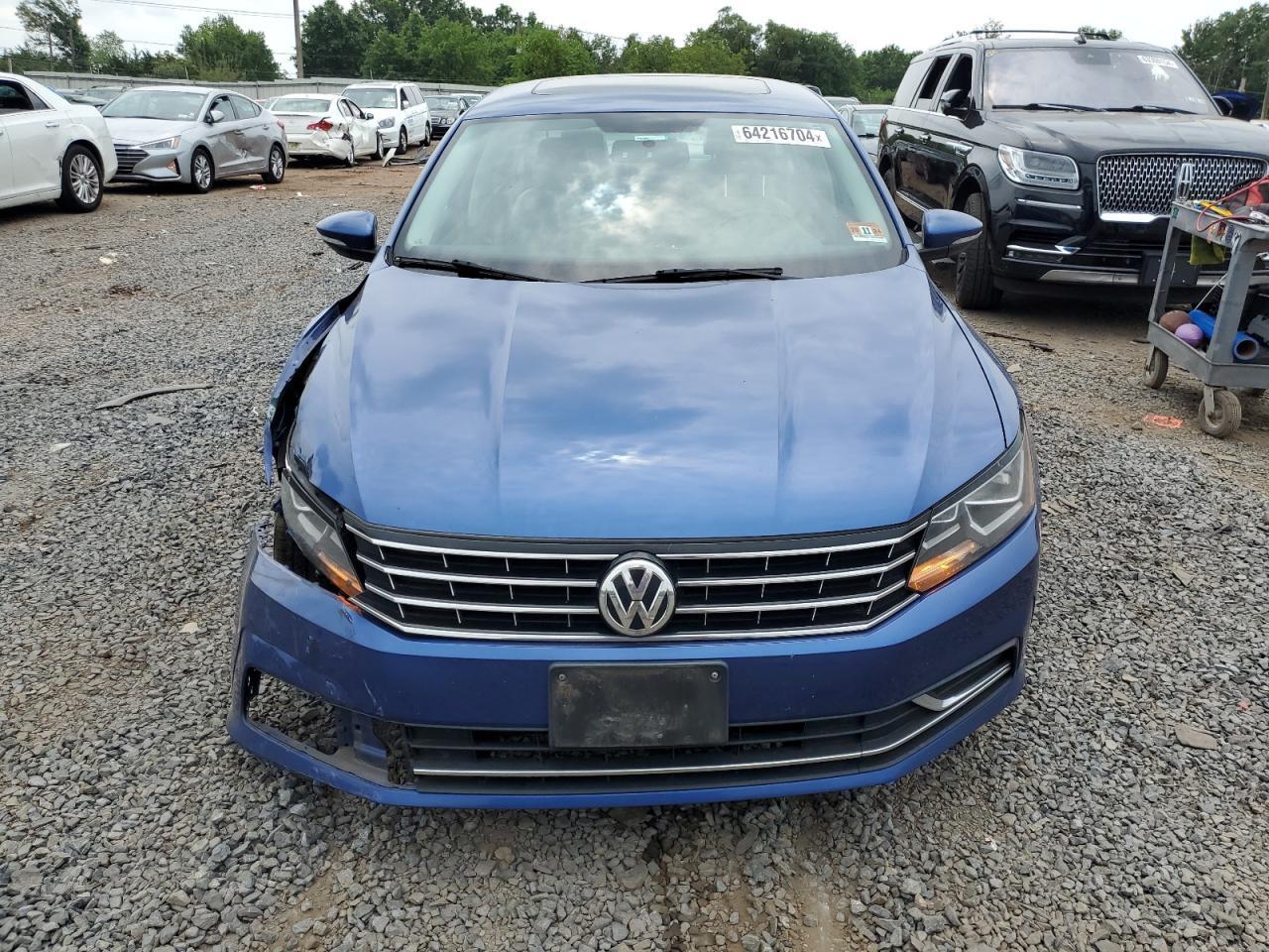 2017 Volkswagen Passat Se - Image 5