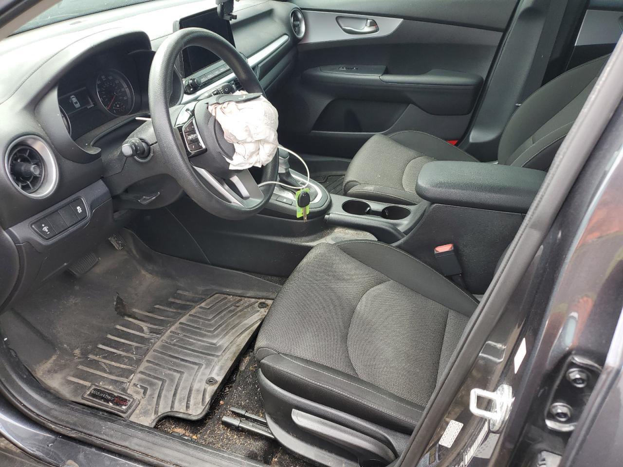 2022 Kia Forte Fe - Фото 7