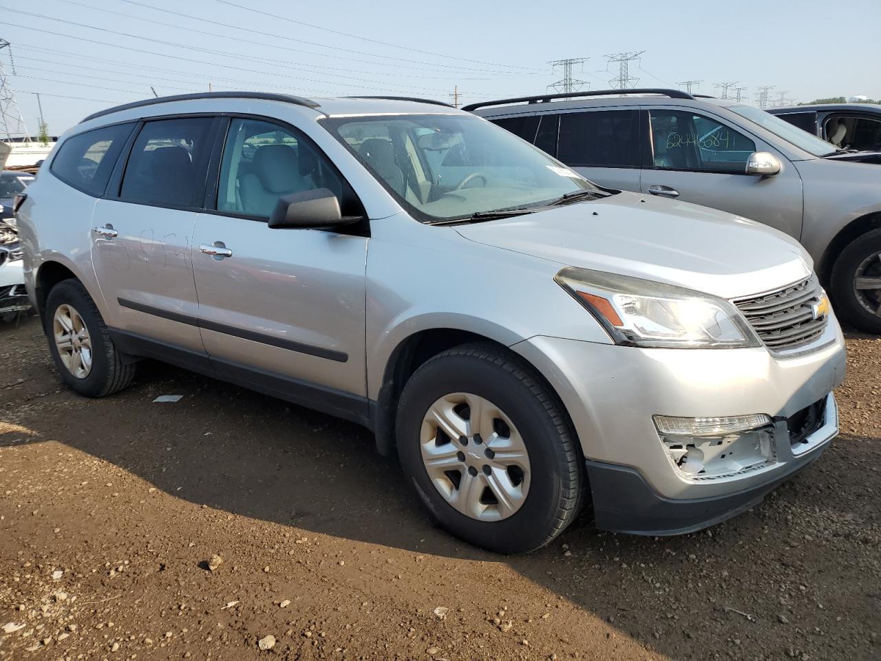 2015 Chevrolet Traverse Ls - Фото 4