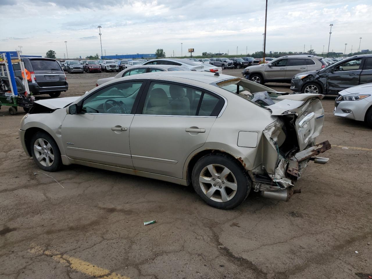 2009 Nissan Altima Hybrid - Фото 2