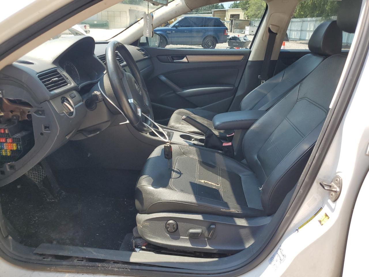 2014 Volkswagen Passat Se - Фото 7