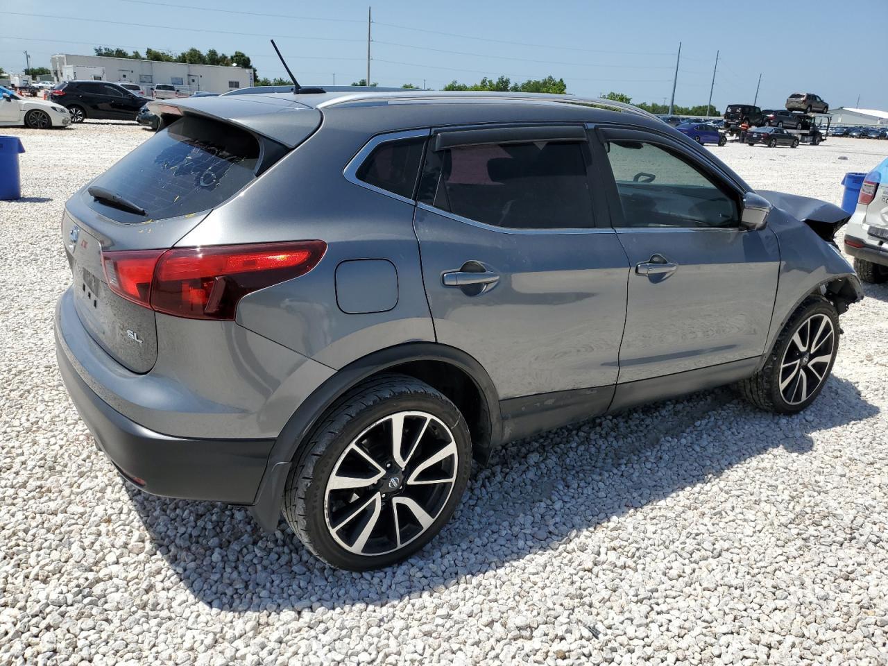 2017 Nissan Rogue Sport S - Фото 3