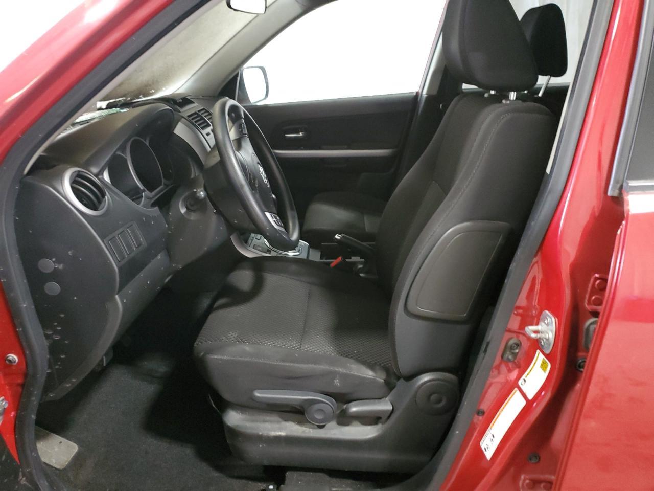 2012 Suzuki Grand Vitara Premium - Image 7