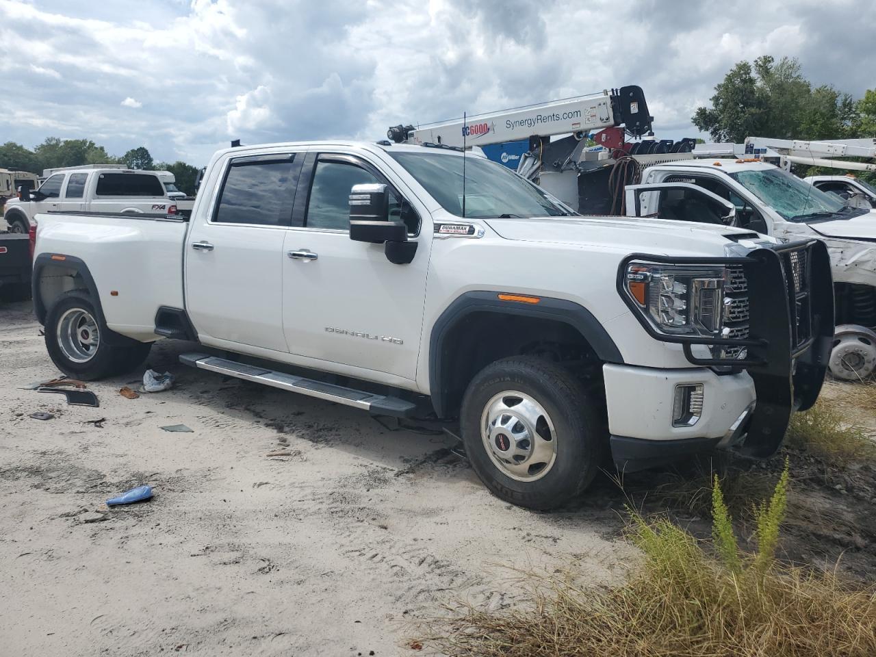 2020 GMC Sierra K3500 Denali - Image 4