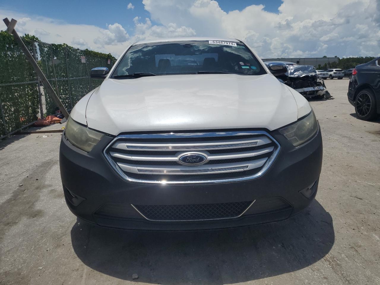 2014 Ford Taurus Limited - Фото 5