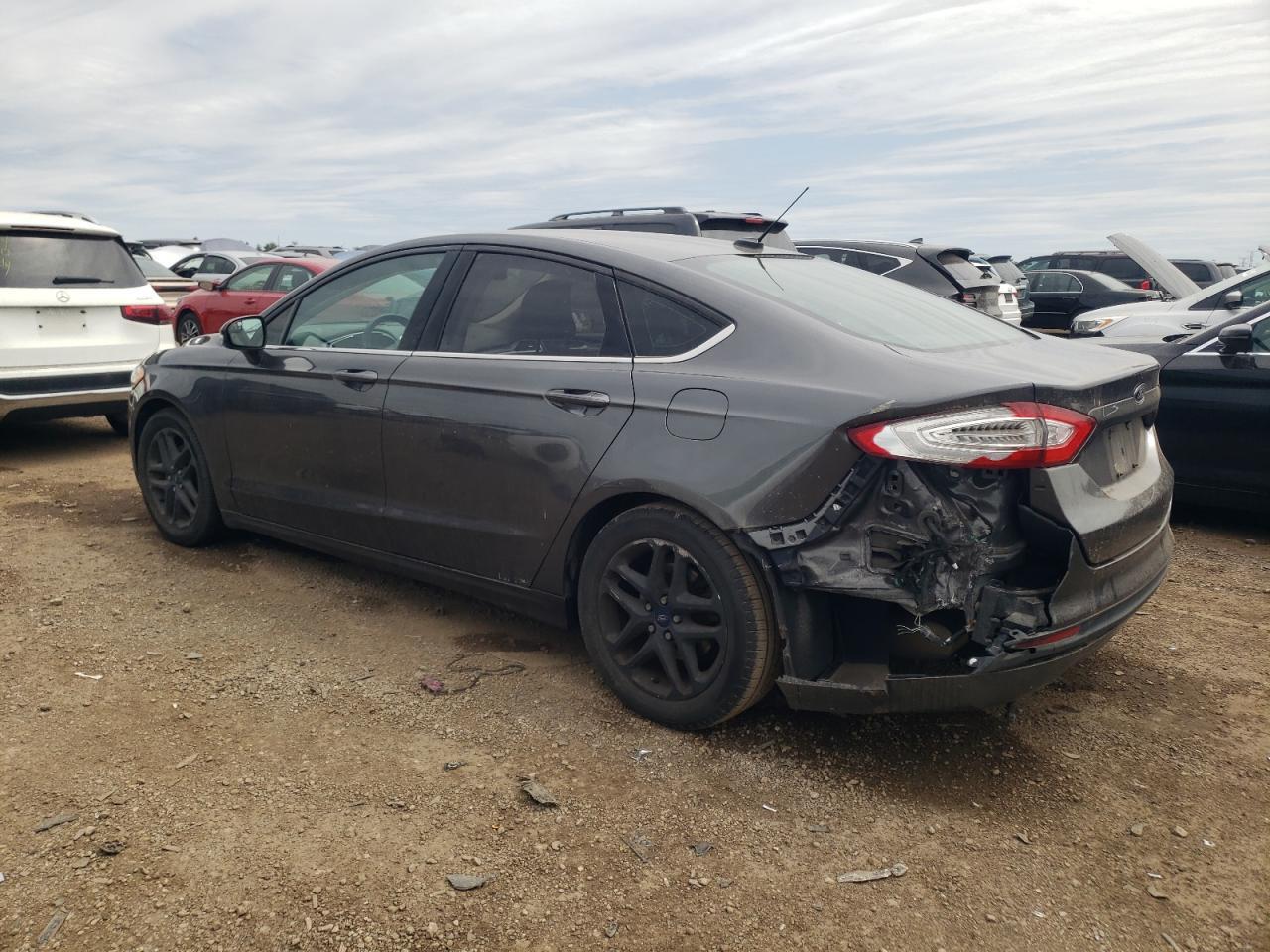 2016 Ford Fusion Se - Фото 2
