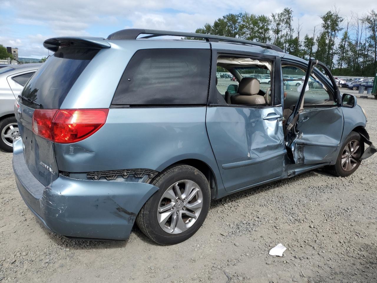 2006 Toyota Sienna Xle - Image 3