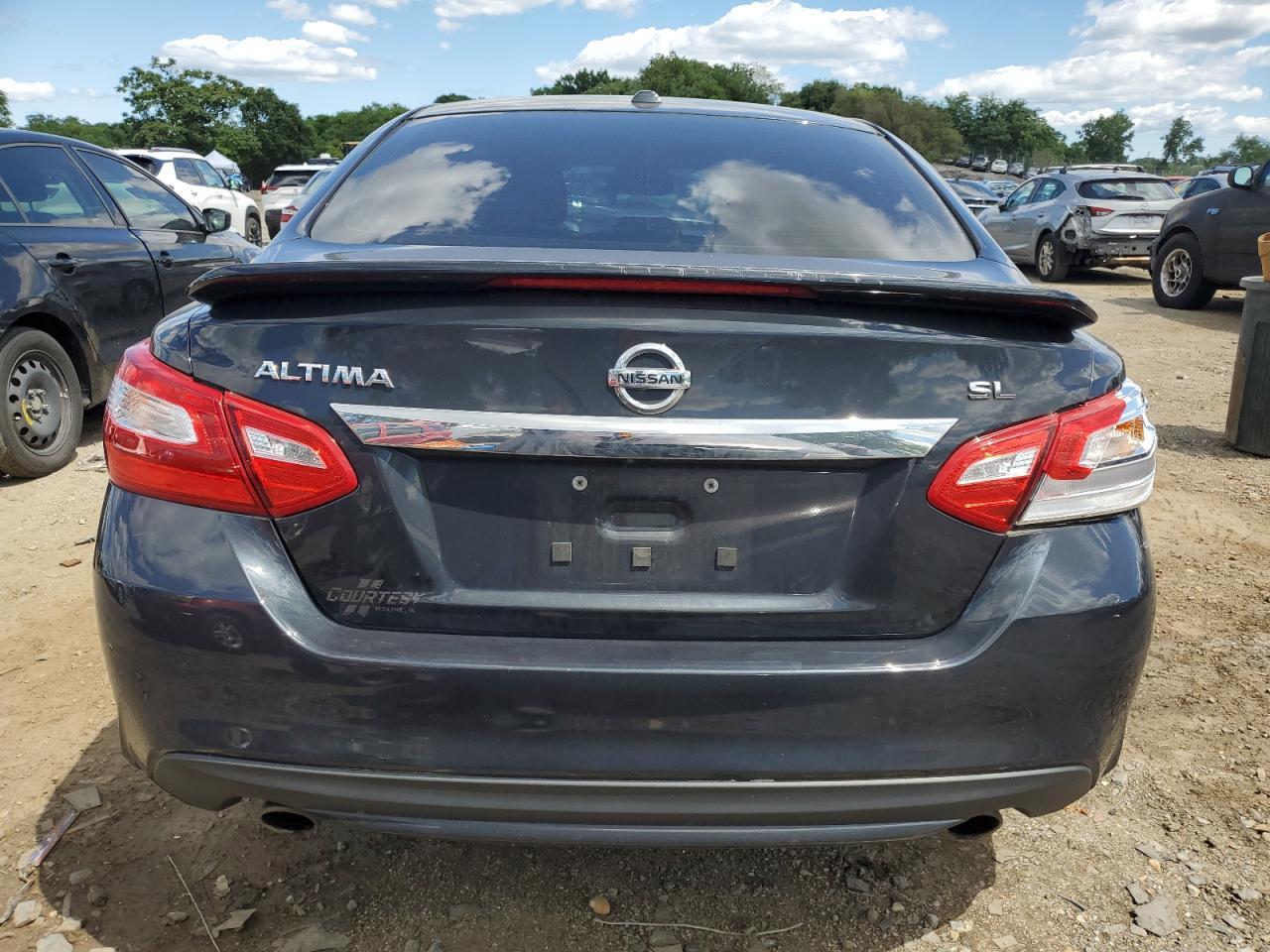 2017 Nissan Altima 2.5 - Image 6